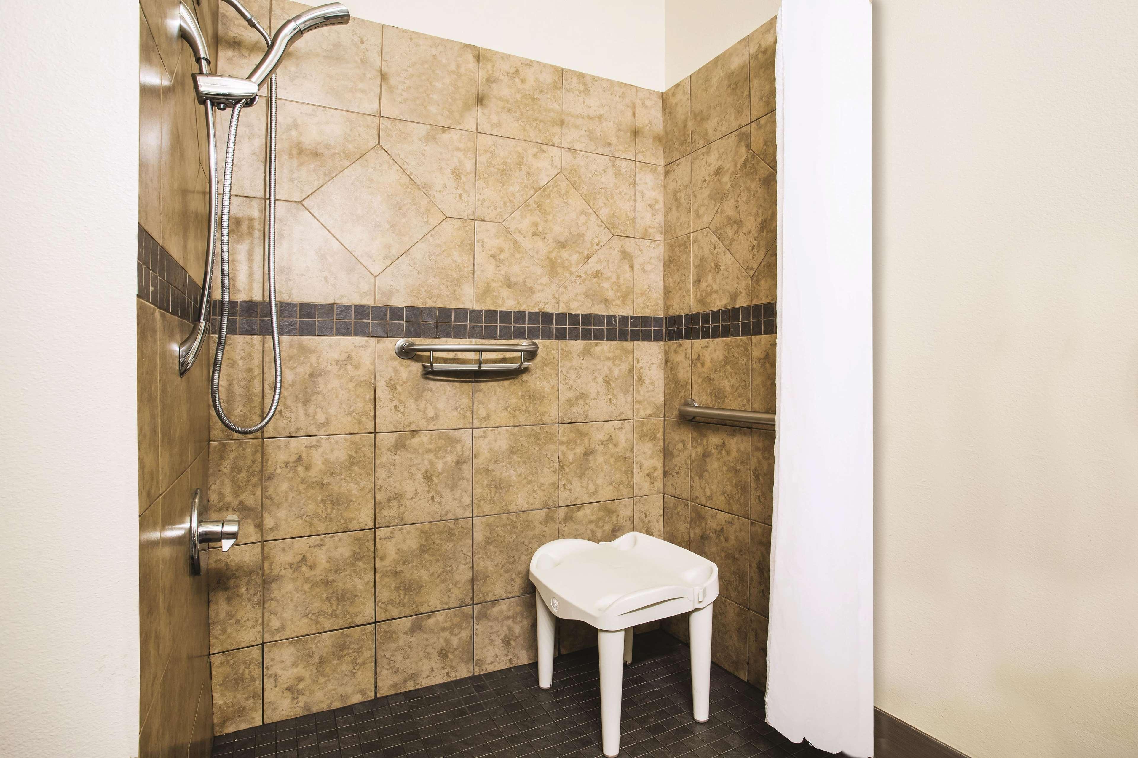 La Quinta Inn By Wyndham Olympia - Lacey Exterior photo