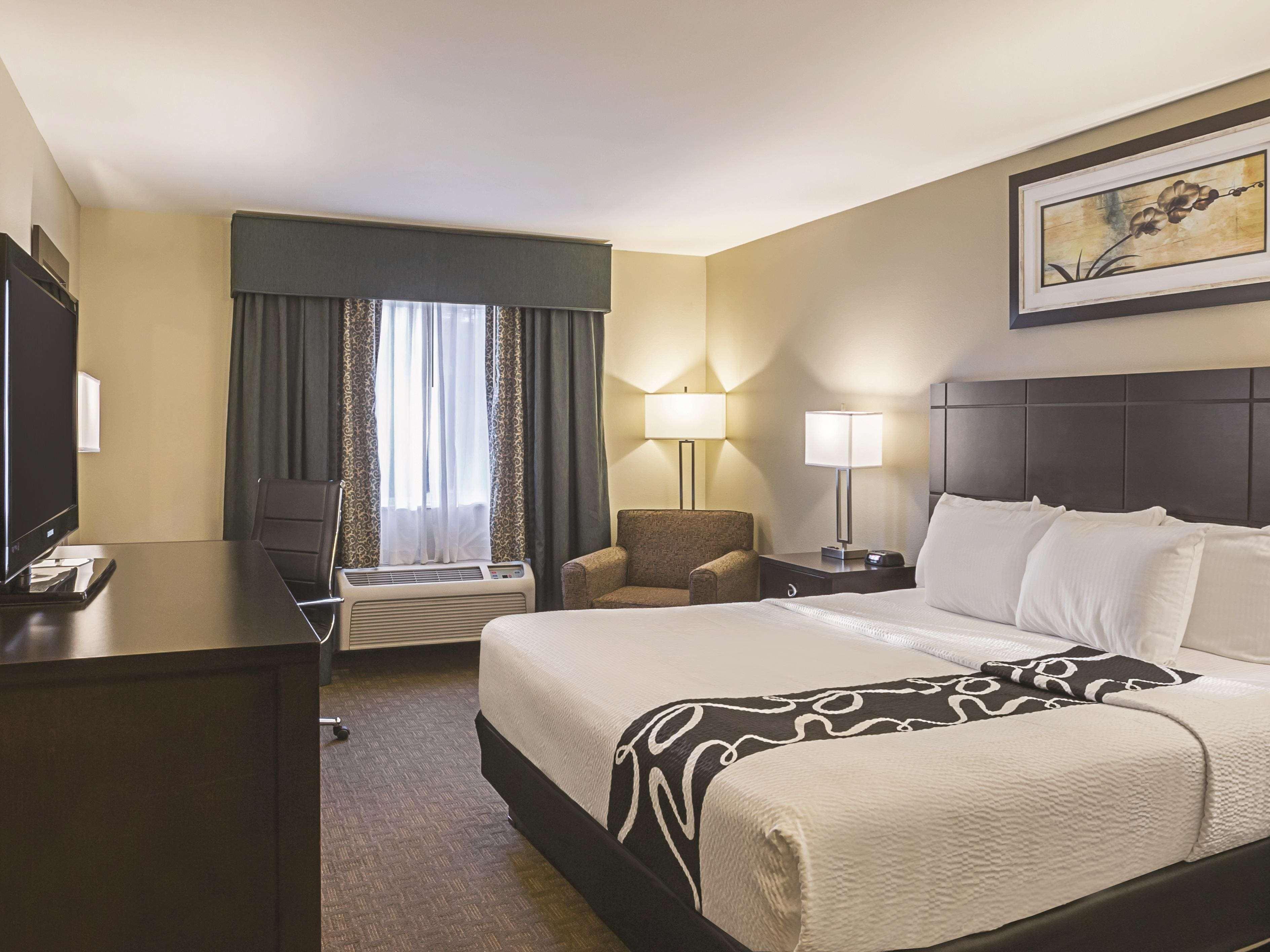 La Quinta Inn By Wyndham Olympia - Lacey Exterior photo