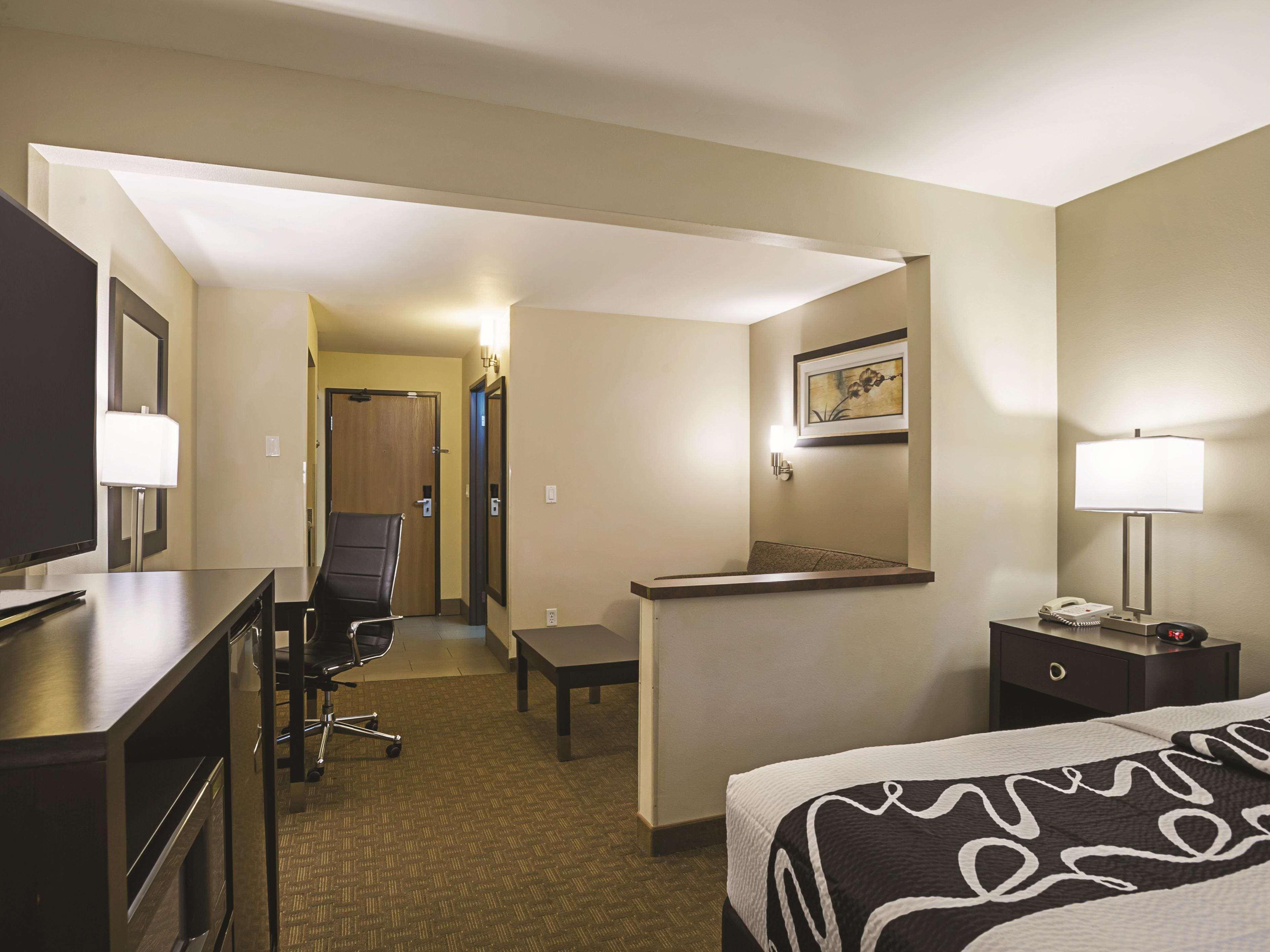 La Quinta Inn By Wyndham Olympia - Lacey Exterior photo