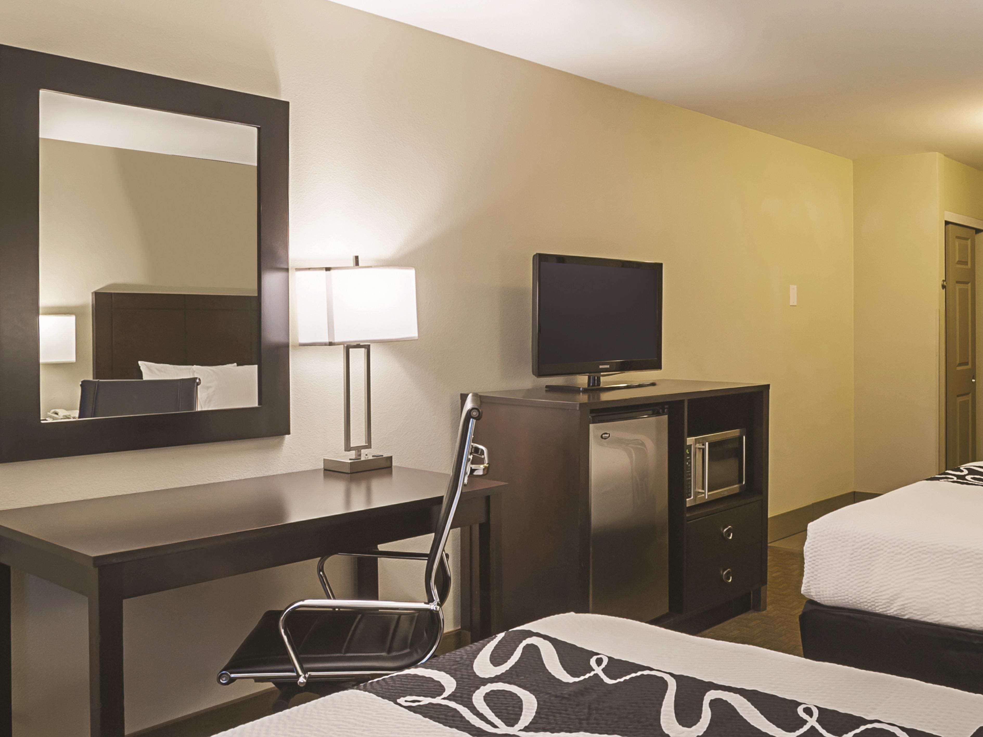 La Quinta Inn By Wyndham Olympia - Lacey Exterior photo