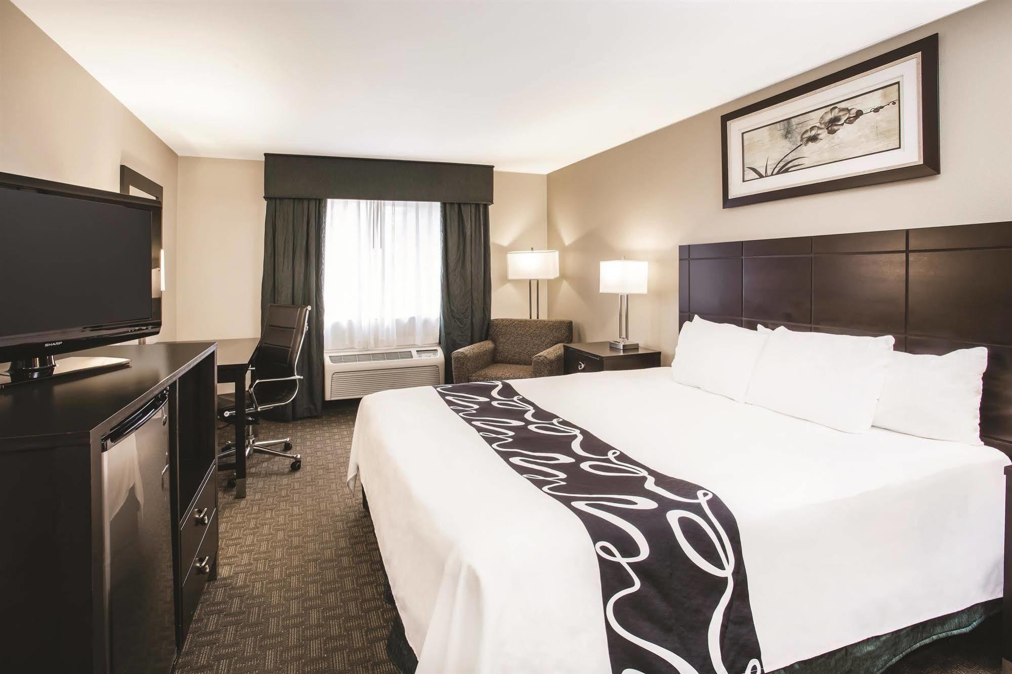 La Quinta Inn By Wyndham Olympia - Lacey Exterior photo